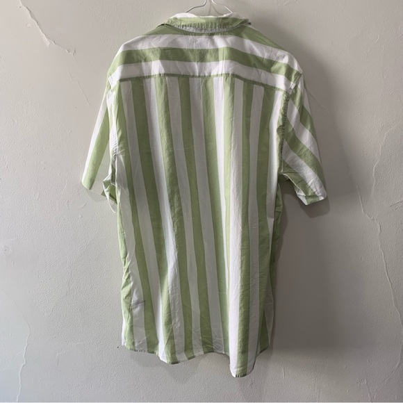 green striped short sleeve button down shirt - Picture 2 of 4